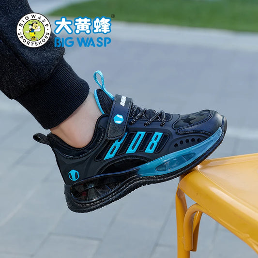 No Slipping in the Rain, Elastic Material Soles, Stable Grip, Lightweight, Comfortable and Breathable Lining, Air Circulation Inside the Shoes, Light and Breathable Without Stuffy Feet